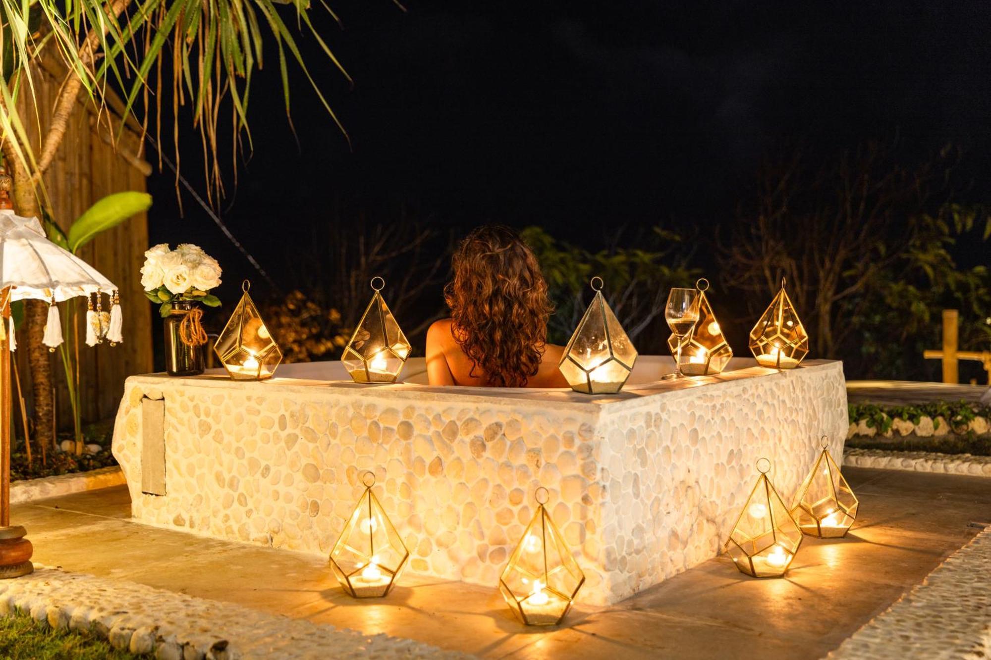 Uluwatu Bubble Hotel Nyang Nyang - Adults Only מראה חיצוני תמונה
